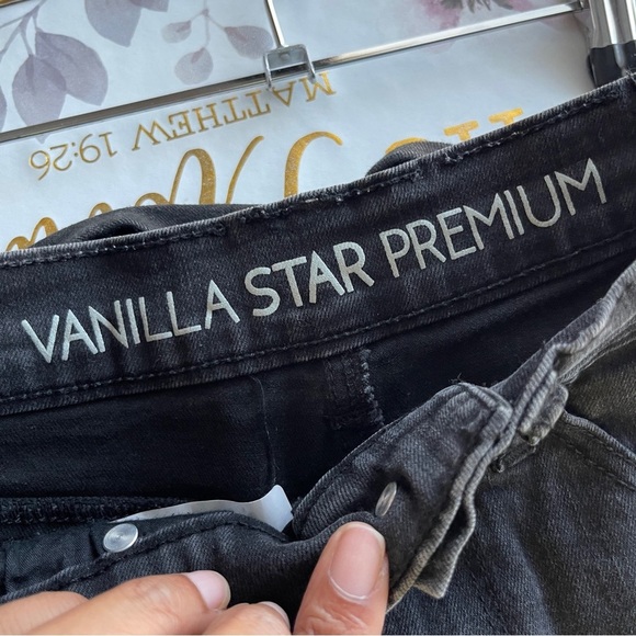 VANILLA STAR | Black High Waisted Rolled Cuff Denim Jean Shorts Sz 3 - Picture 3 of 4